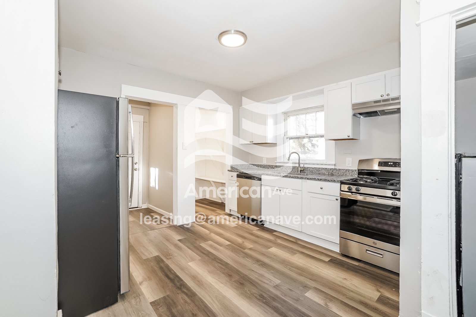 Building Photo - 724 Carlysle St