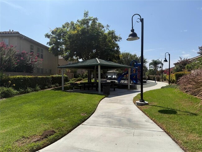 Building Photo - 1742 Edmon Way