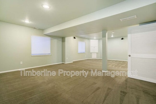 Building Photo - 14480 Tierra Dr