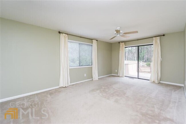 Building Photo - 3745 Creekstone Way