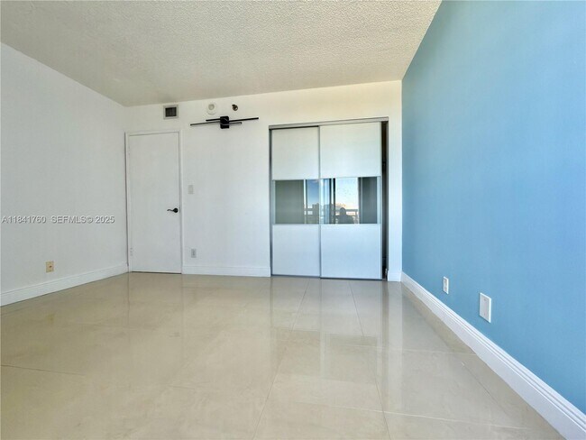 Building Photo - 3300 NE 192 St