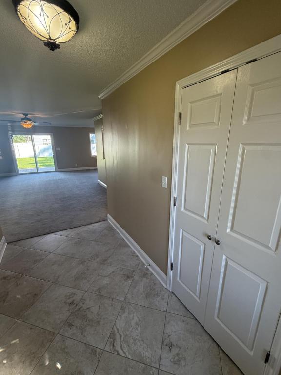 Building Photo - 524 Plantation Dr