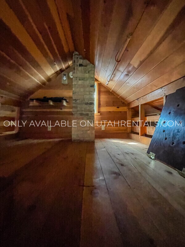 Building Photo - 3162 E Big Pne Cyn