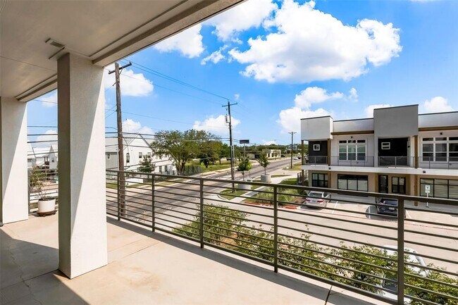Building Photo - 4801 Springdale Rd
