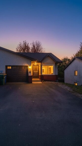 Primary Photo - 9 Heights Rd NE