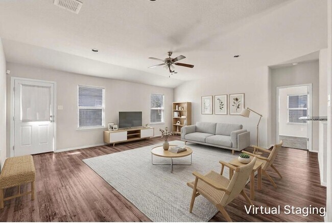 Building Photo - 322 Franchi Wy