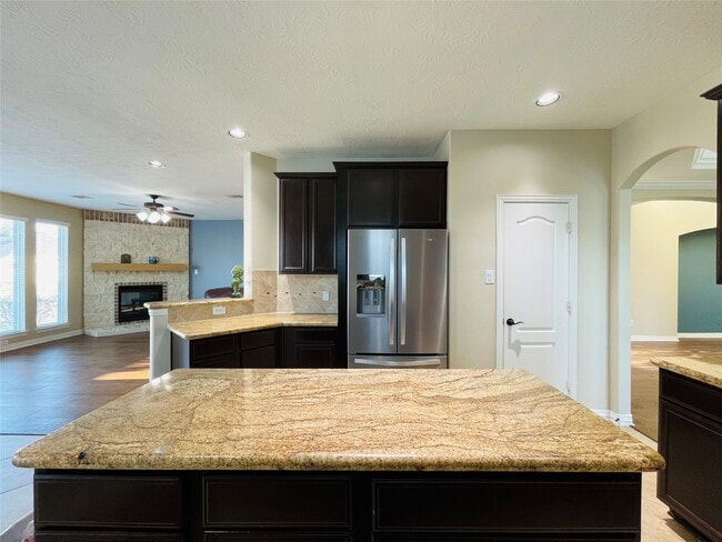 Building Photo - 14303 Tasmania Ct