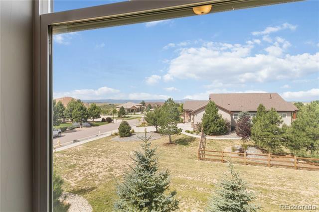 Building Photo - 2554 Eastview Dr