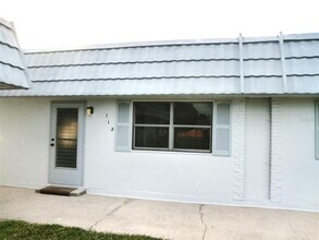 Building Photo - 202 Bedford Trail