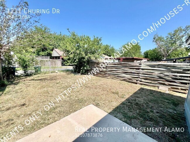 Building Photo - 1211 Churing Dr