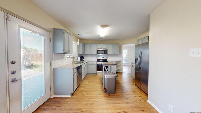 Building Photo - 2210 Muddy Peak Dr