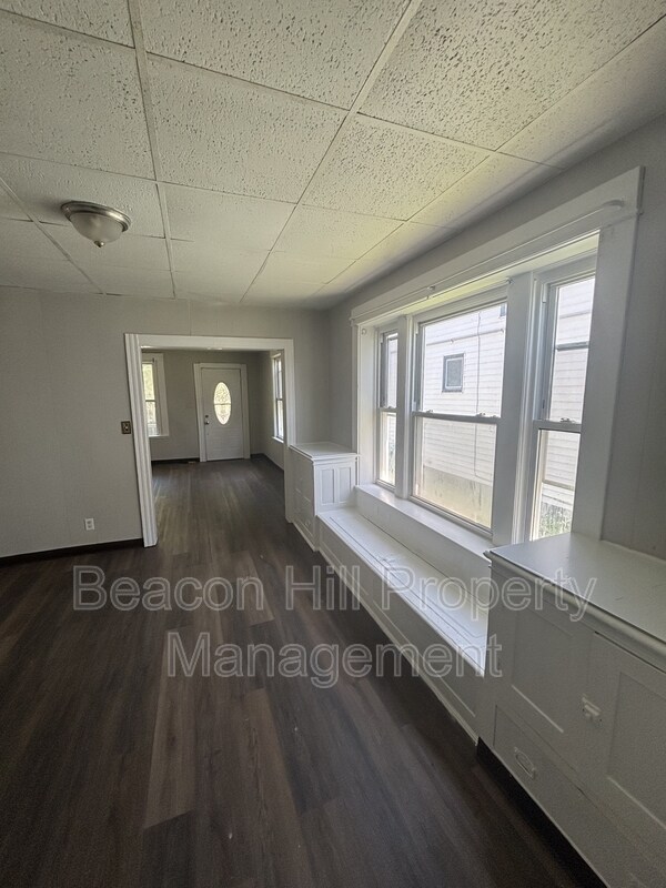 Building Photo - 6819 Hope Ave
