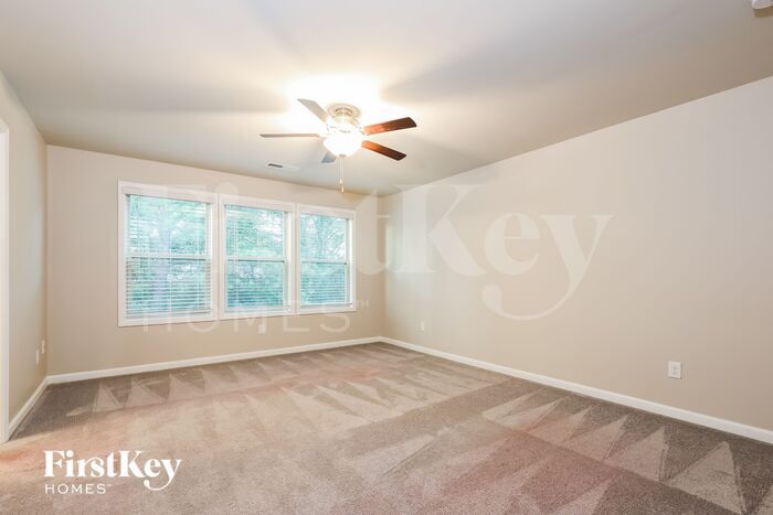 Building Photo - 3628 Moon Crest Dr