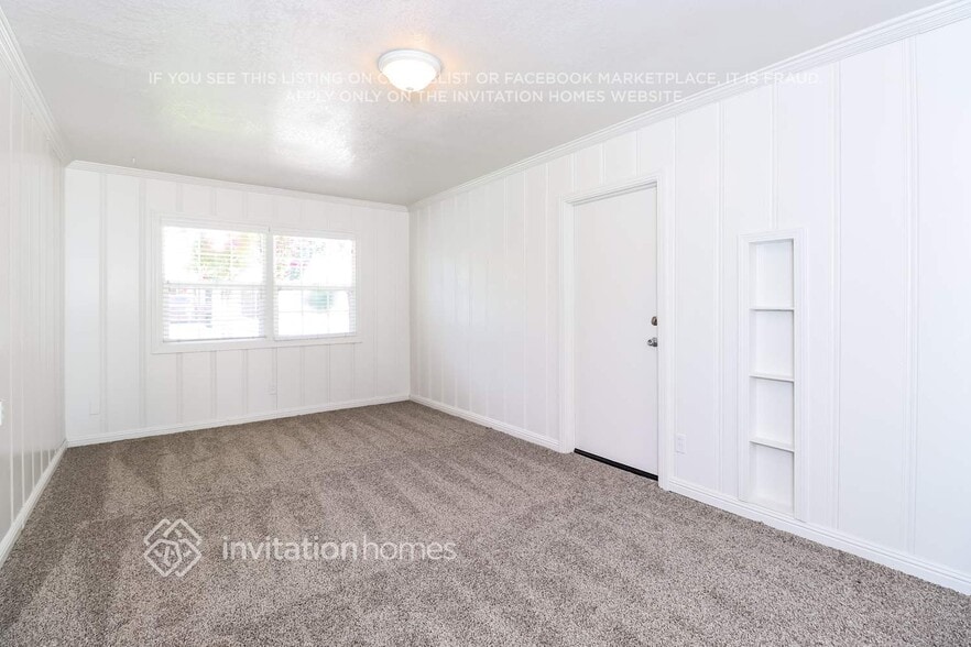 Building Photo - 909 Cottage Dr