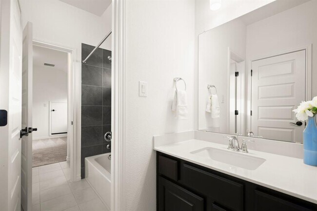 Building Photo - 20521 Martin Ln