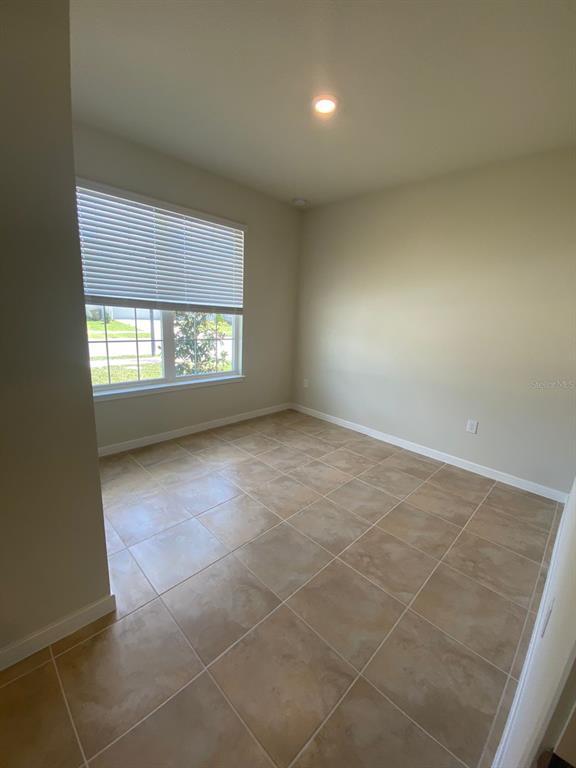 Building Photo - 5060 Sparkling Water Wy