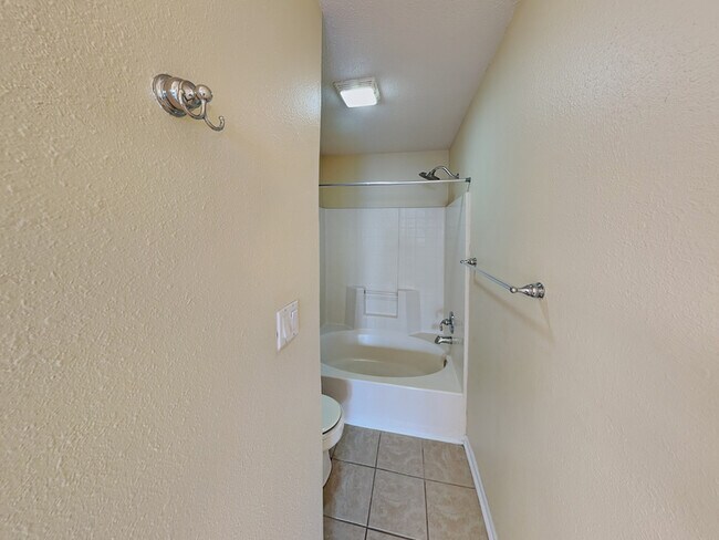 Building Photo - 385 Kimbrough Dr