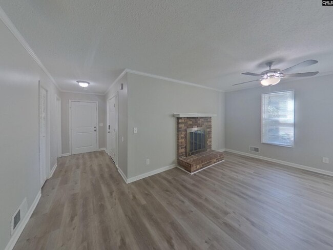 Building Photo - 530 N Royal Tower Dr
