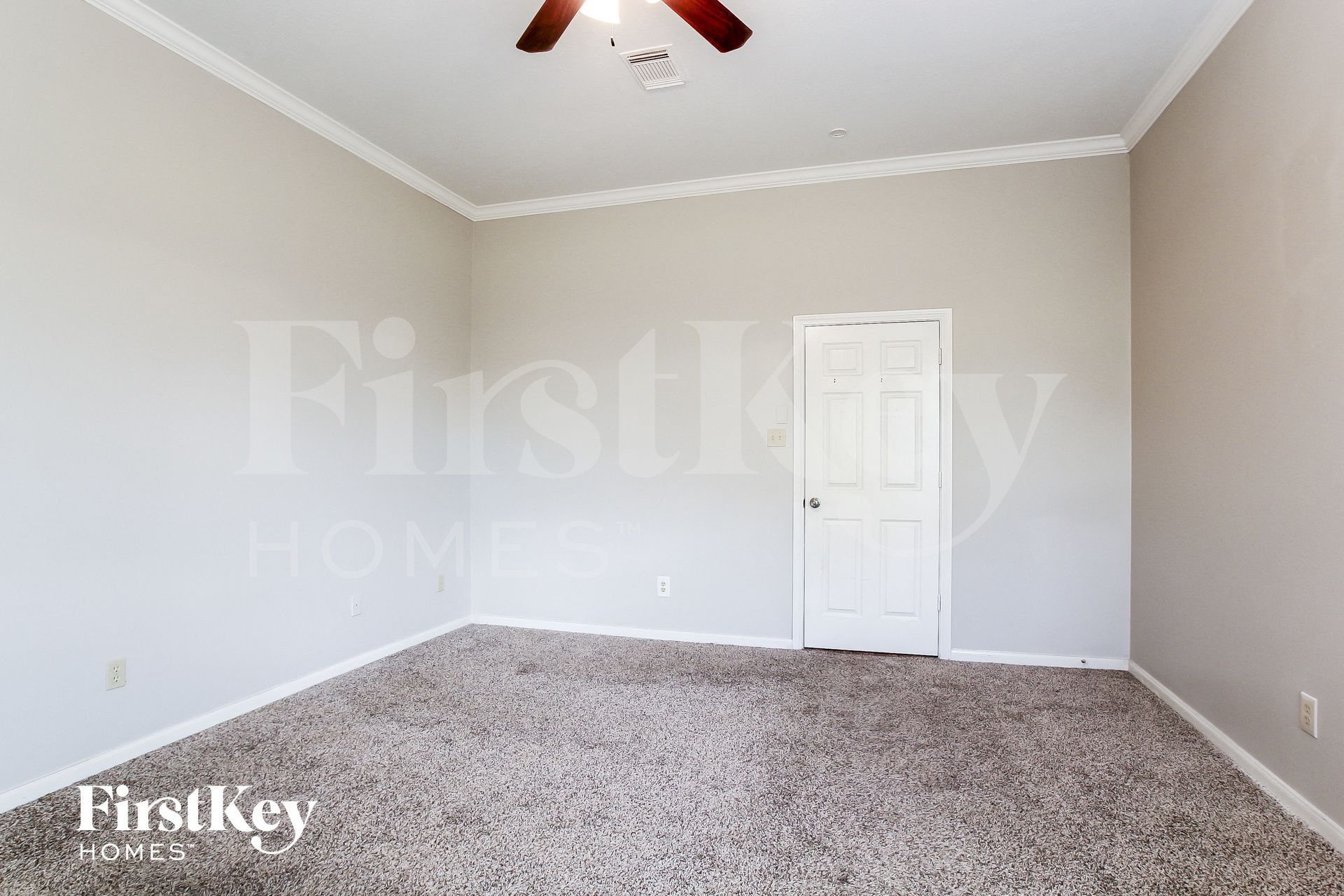 Building Photo - 4030 Echo Mountain Dr