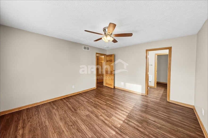 Building Photo - 808 Gascony Dr