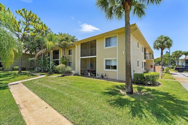 Building Photo - 6531 Chasewood Dr