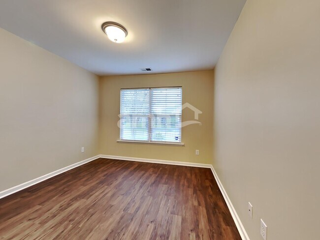 Building Photo - 317 Drayton Place Dr