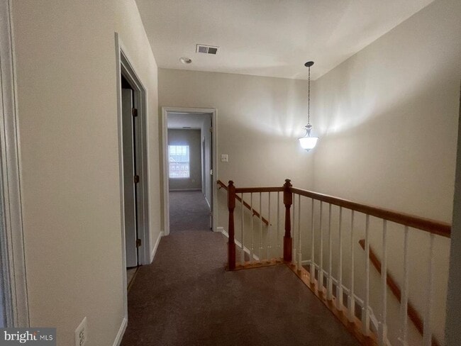 Building Photo - 24693 Kings Canyon Square