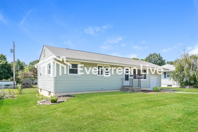 Building Photo - 220 Jeanette Dr