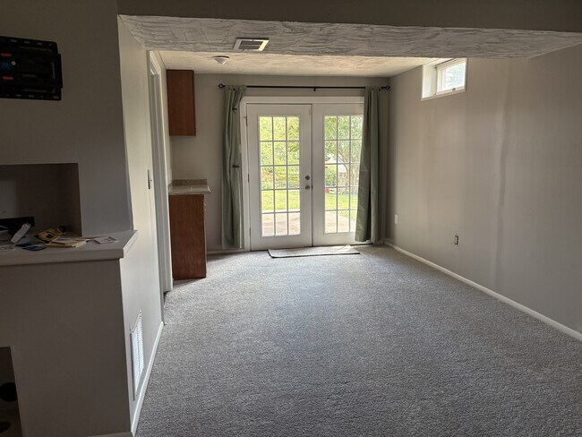 Building Photo - 412 Kojun Ct