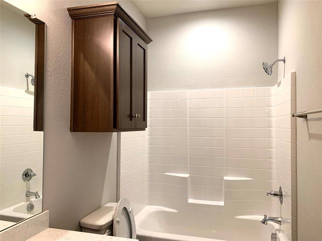 Building Photo - 515 Long Prairie Dr