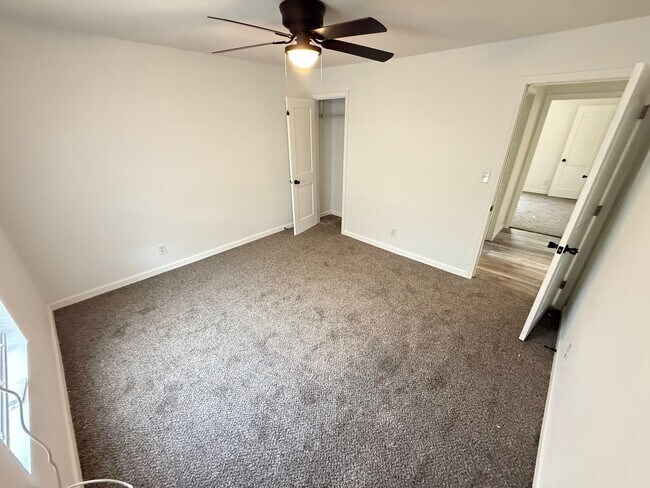 Building Photo - 2 Bed 1 Bath Springfield, MO