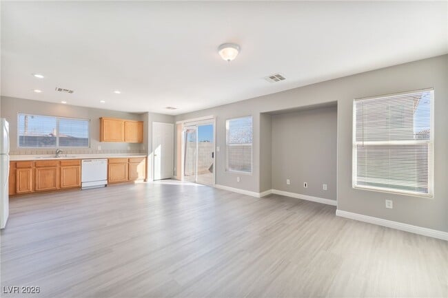 Building Photo - 3970 Coyote Ridge Ct