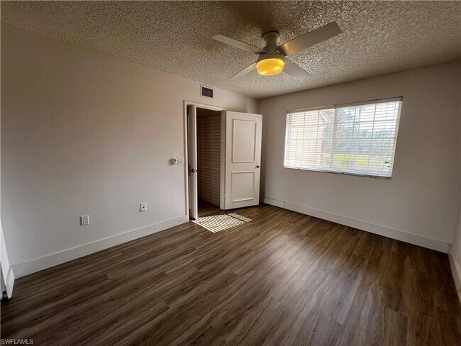 Building Photo - 1180 Wildwood Lakes Blvd