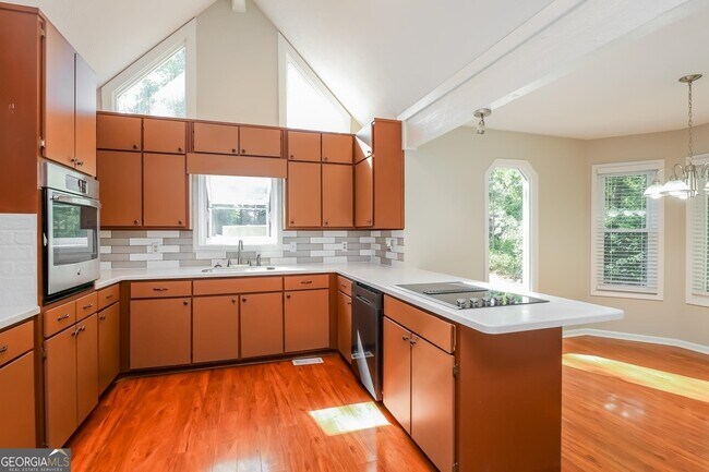 Building Photo - 1255 Taramore Dr