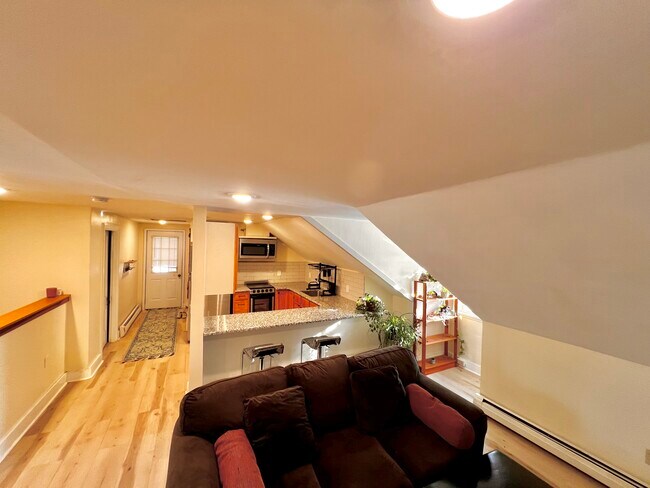 Building Photo - 41 Main St