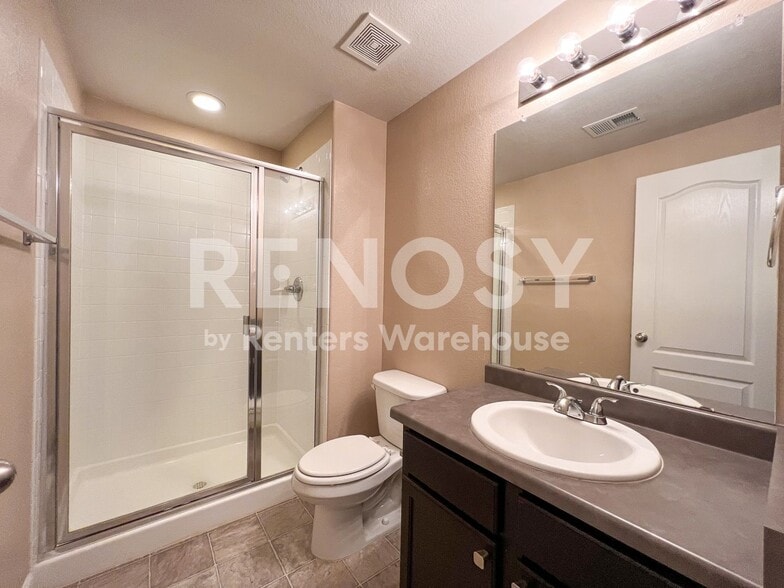 Building Photo - 25104 E Pinewood Pl