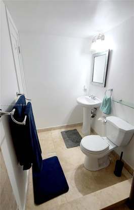 Building Photo - 6801 Indian Creek Dr