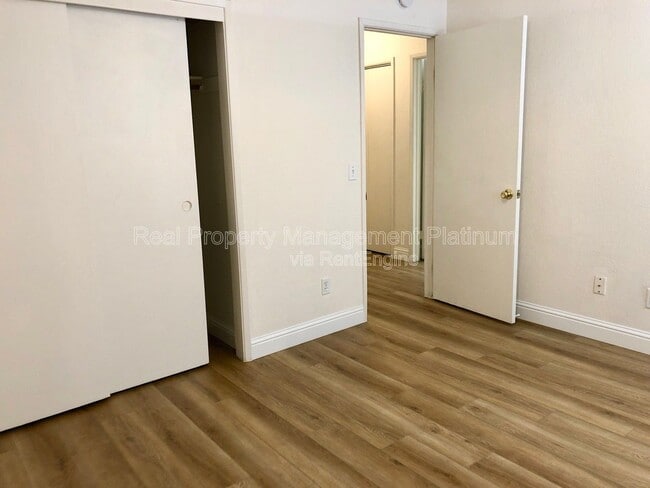 Building Photo - 2967 Terry Ave