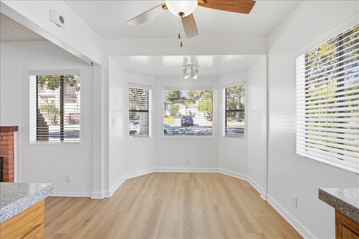 Building Photo - 819 N Maria Ave