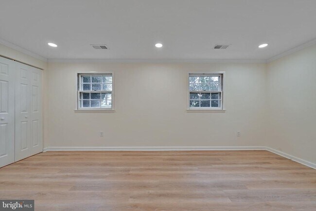 Building Photo - 6809 Sisalbed Dr