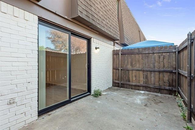 Building Photo - 7700 Chapin Rd