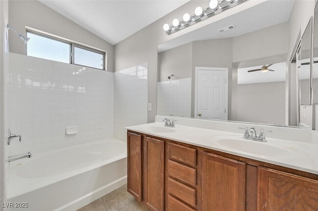 Building Photo - 7704 Montefrio Ave