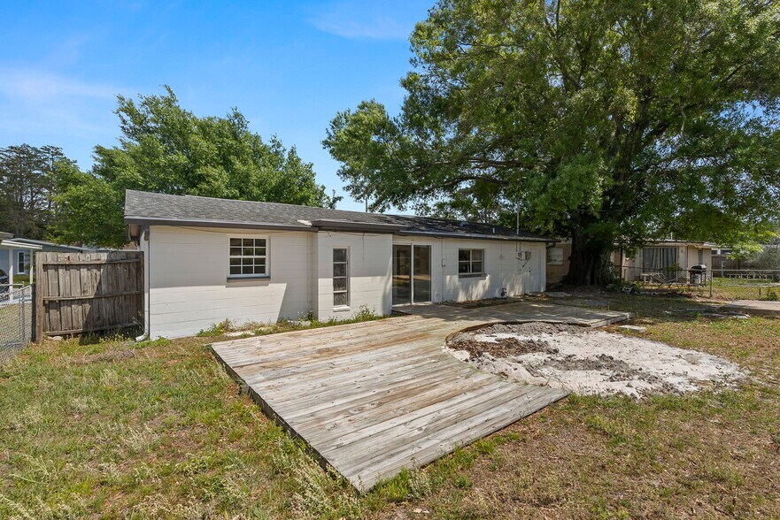 Building Photo - 3337 Winder Dr