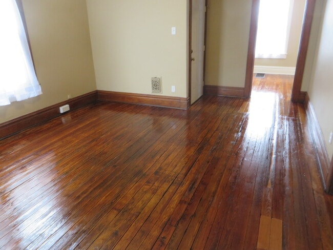 Building Photo - 1205 Fulton St