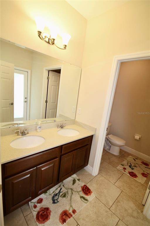 Building Photo - 1073 Cavan Dr