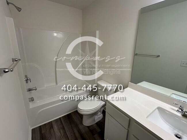 Building Photo - 403 Kings Cross Wy