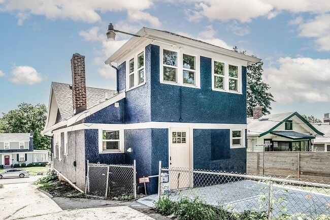 Building Photo - 5114 Lydia Ave