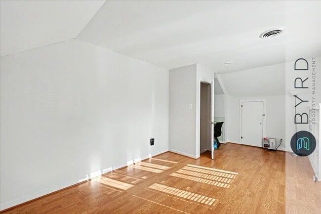 Building Photo - 14304 Cove Ridge Pl