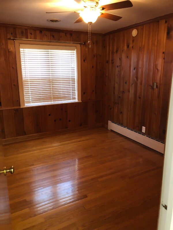 Building Photo - 11500 Elmwood Ln