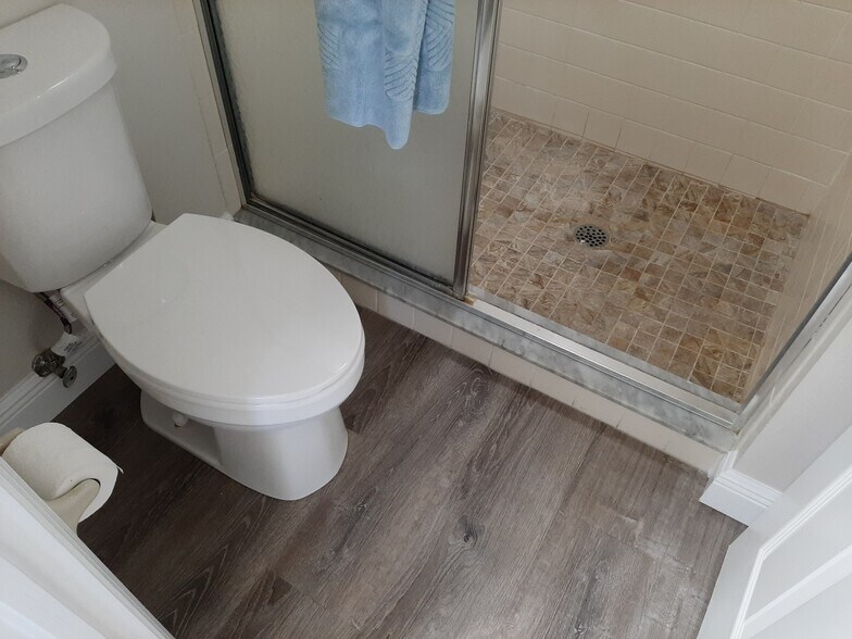 Building Photo - 12170 Kelly Sands Way